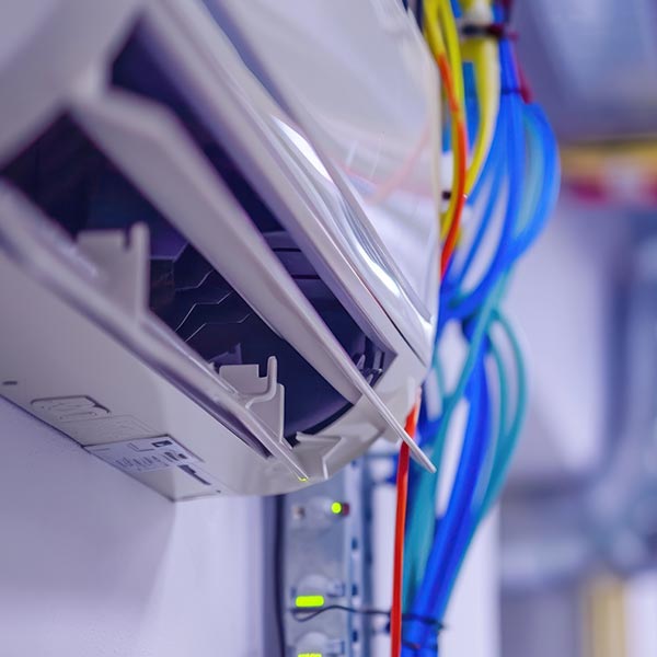 Einbau und Wartung von elektrischen Anlagen für Heizung, Lüftung und Klimatisierung (HLK)